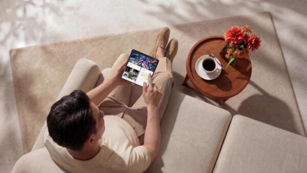 OPPO Find N6 ra mắt tại Việt Nam, thiết kế mỏng nhẹ, nếp gấp ‘tàng hình’, giá 65 triệu đồng