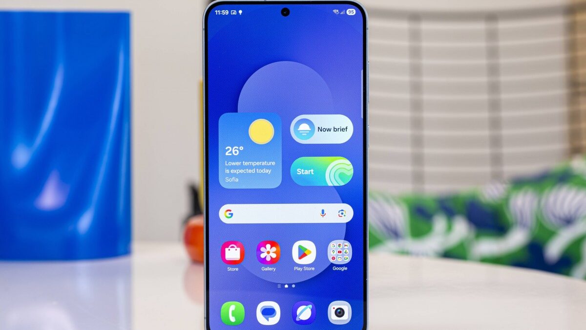 Giá Galaxy S25 FE tháng 3/2026: Rẻ như bèo, chỉ bằng 1/3 nhưng nhiều thứ mạnh ngang iPhone 17