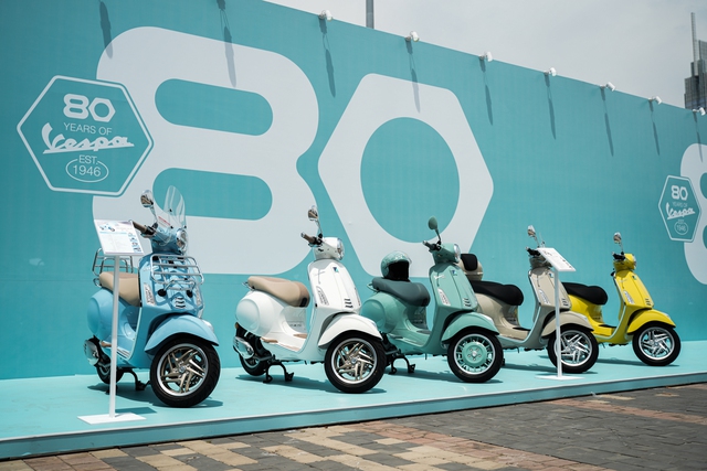 80 năm Vespa: Biểu tượng di sản khuấy động tinh thần trẻ tại Thủ Thiêm Riverstage!- Ảnh 2. 80 năm Vespa: Biểu tượng di sản khuấy động tinh thần trẻ tại Thủ Thiêm Riverstage!- Ảnh 2.