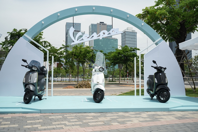 80 năm Vespa: Biểu tượng di sản khuấy động tinh thần trẻ tại Thủ Thiêm Riverstage!- Ảnh 25. 80 năm Vespa: Biểu tượng di sản khuấy động tinh thần trẻ tại Thủ Thiêm Riverstage!- Ảnh 25.