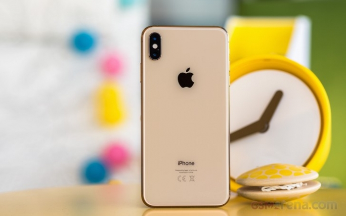 iphone-xsmax-2-1