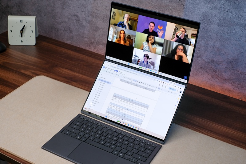 ASUS ra mắt Zenbook DUO (2026) tại Việt Nam, mẫu laptop hai màn hình cho doanh nhân và người làm nội dung