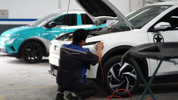 Ở mốc 15 vạn kilomet, có xe xăng đã phải đại tu máy mà xe điện vẫn còn bảo hành