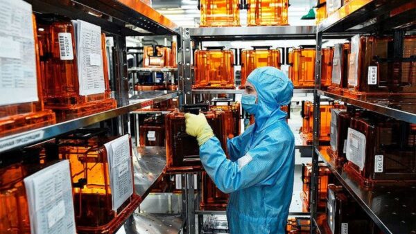 Nga dấn thân vào lĩnh vực “khó đến cực đoan”: Rất tốn tiền, 1 hạt bụi rơi vào là hỏng, nhưng thành quả thu về thì vô giá