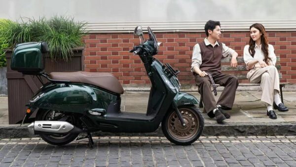 Rẻ hơn Honda SH Mode, “tân binh” mới của nhà Honda gây sốt với ABS, TCS và loạt trang bị xịn sò