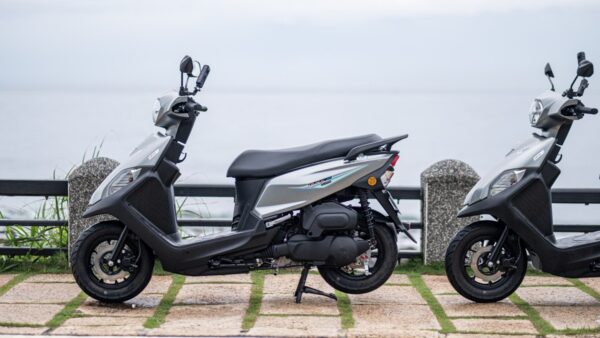 SYM tung ra xe tay ga trợ lực điện, thách thức Honda Future và Yamaha Janus bằng mức tiêu thụ xăng không tưởng