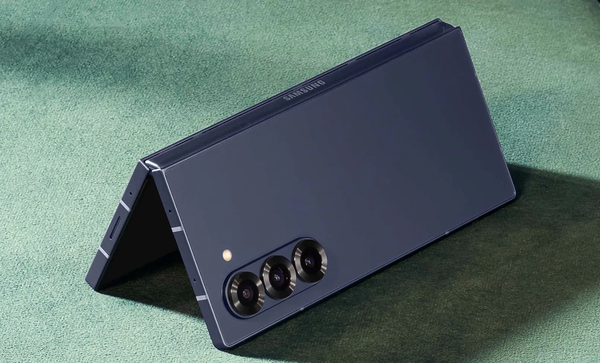 samsung-galaxy-z-fold-8-ultra-2