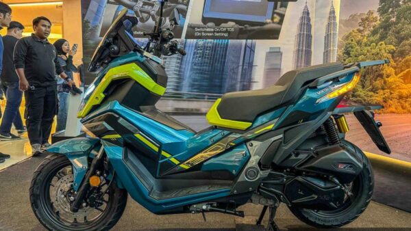 Đối thủ Honda ADV160 lộ diện giá chỉ 60 triệu đồng, trang bị phanh ABS, TCS cùng camera hành trình cực xịn