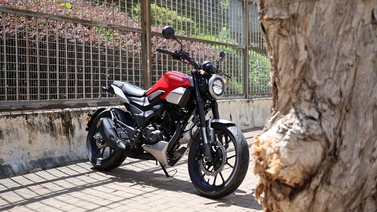 Honda CB190TR chốt giá 50 triệu có phanh ABS hai kênh và ly hợp chống trượt