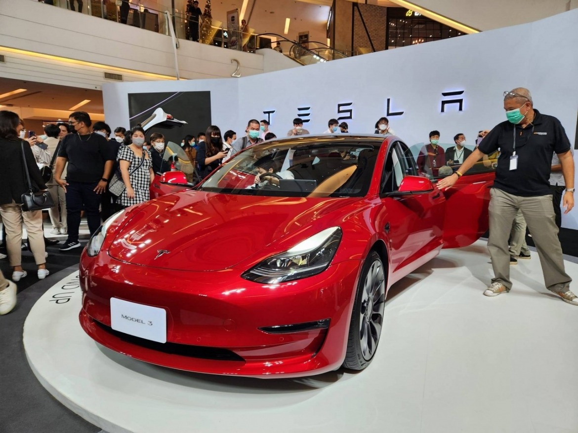 tesla-thai-lan-1789369517344487464642-1789434788981-17894347892262385495 Tesla đăng ký công ty tại Việt Nam: Nếu bán xe chính hãng, sẽ bán cho ai? - Ảnh 7.